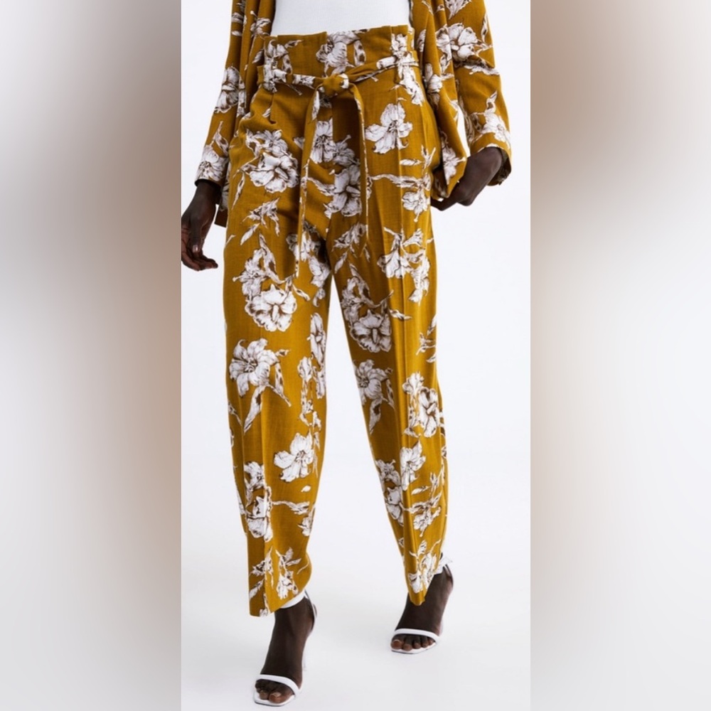 🌼 ZARA Floral Wide-Leg Pants (XS)